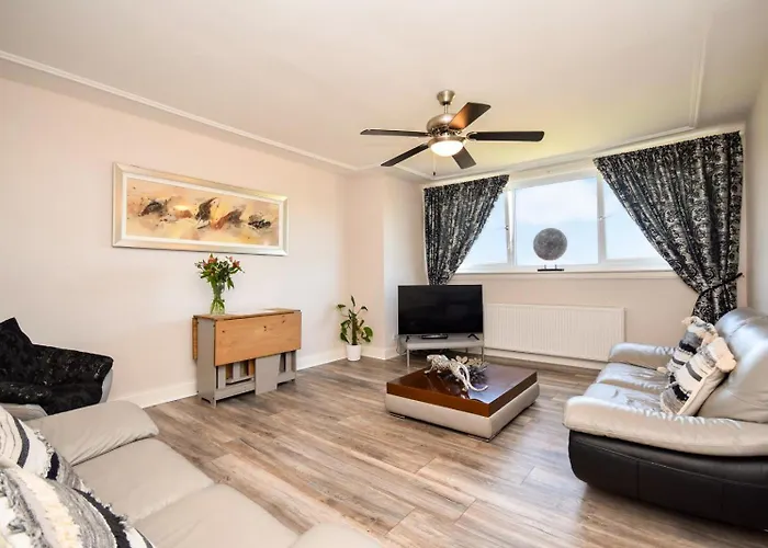 Laudervale Penthouse Loch Lomond